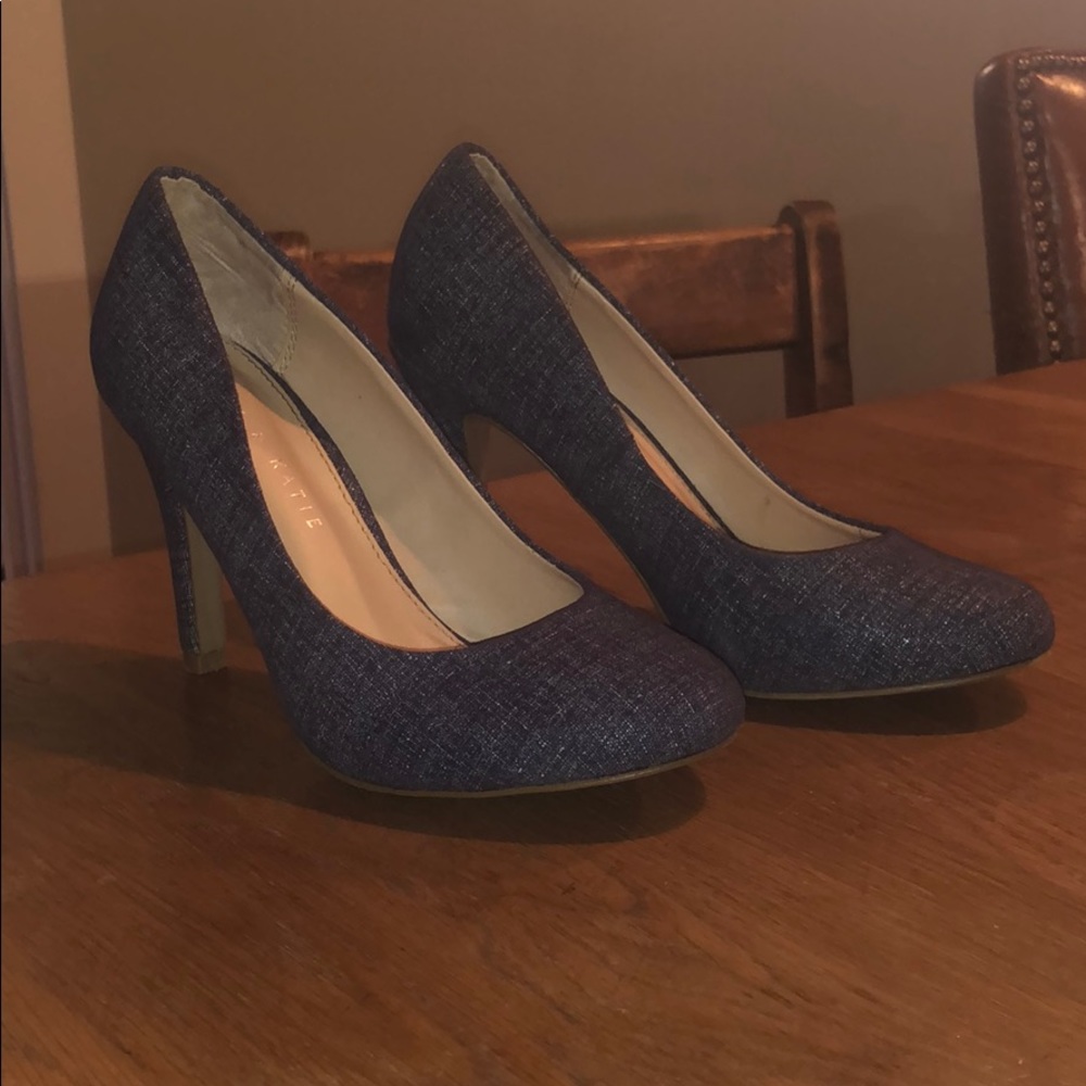 Kelly & Katie Larissa Denim heel
